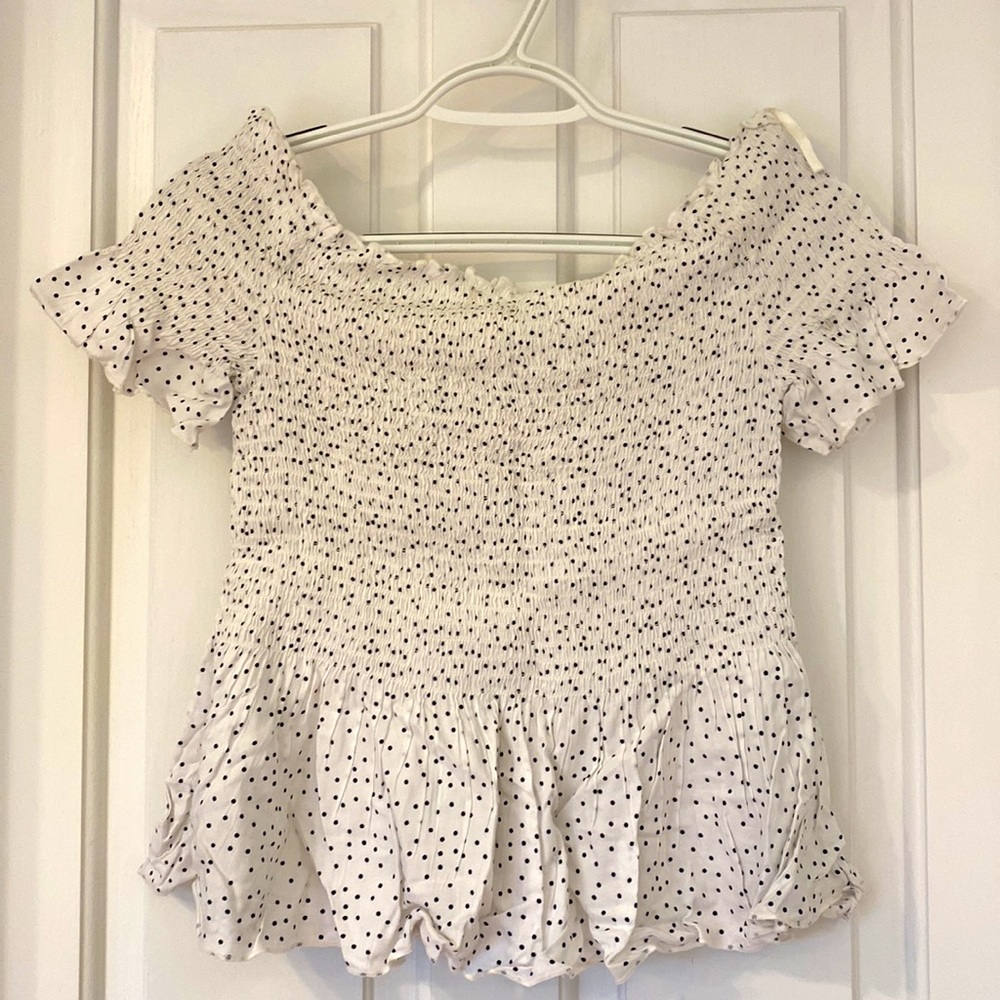 Japna White w Black Polka Dot Smocked Open Neckline Short Sleeve Peplum Top NWOT